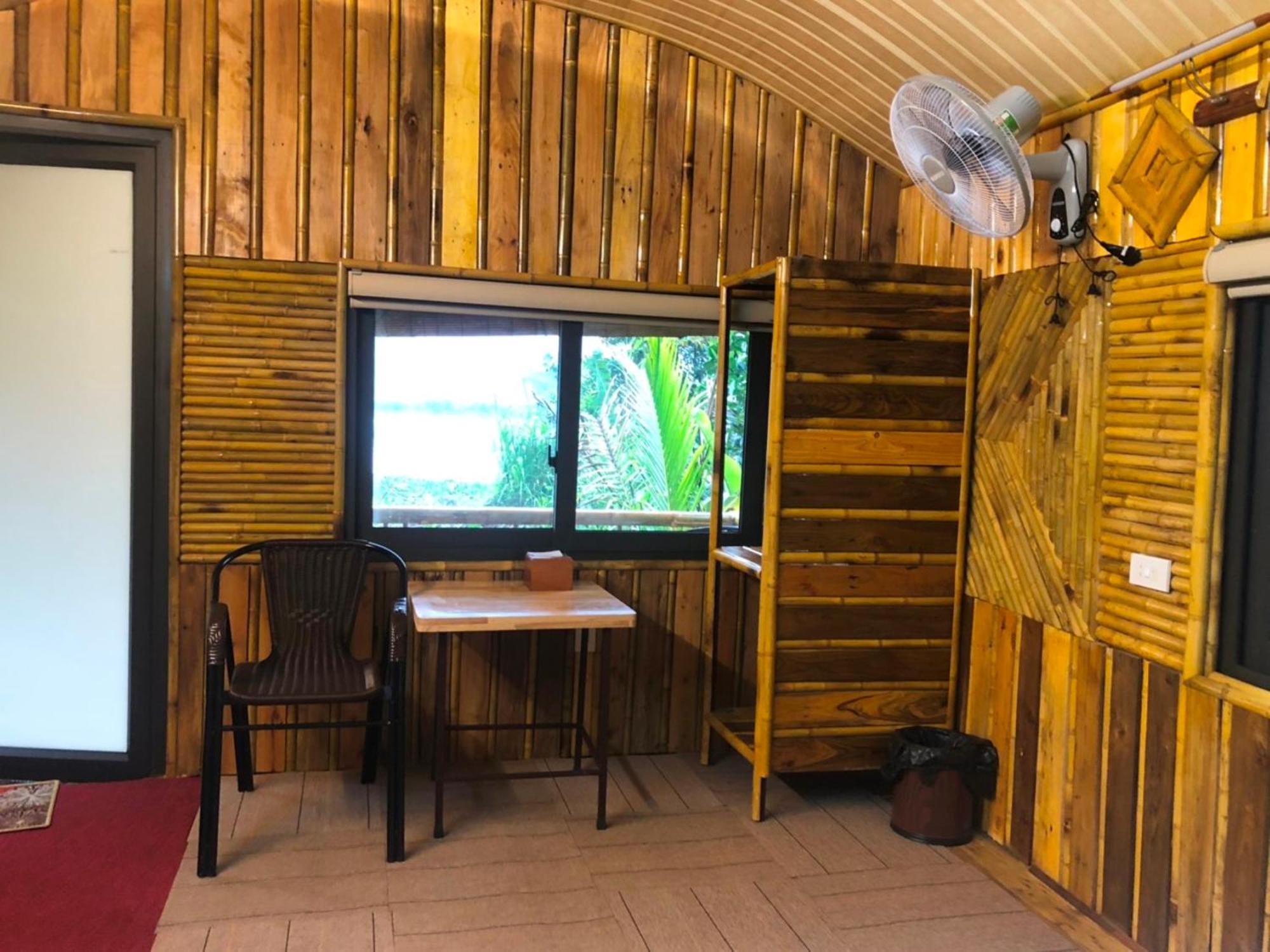 Xuan Son Lakeside Bungalow Нин Бин Екстериор снимка
