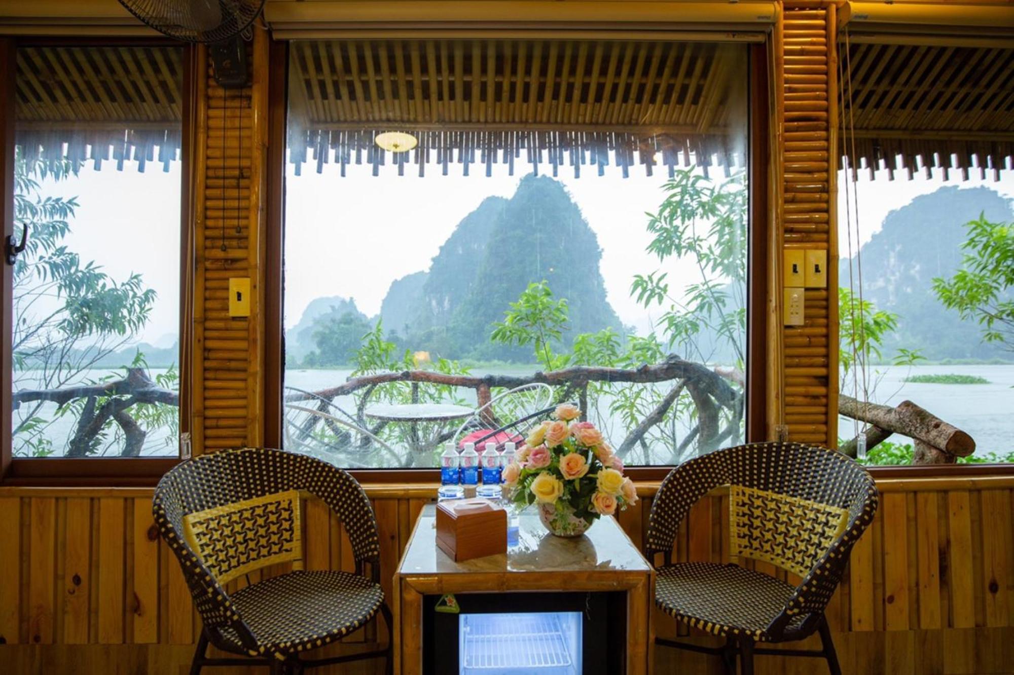 Xuan Son Lakeside Bungalow Нин Бин Екстериор снимка