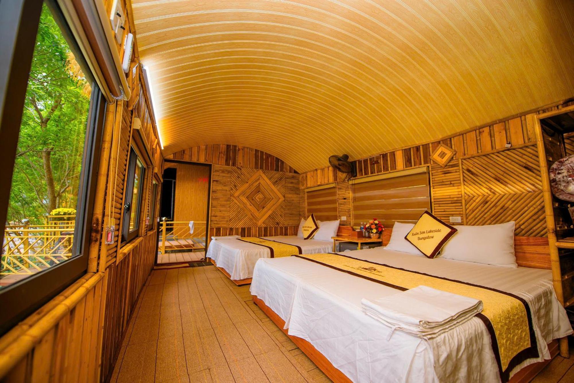 Xuan Son Lakeside Bungalow Нин Бин Екстериор снимка